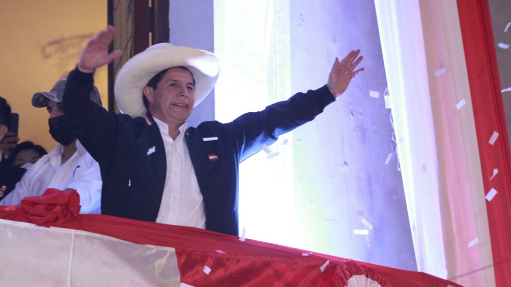 Luego de un mes y medio, Perú tiene presidente