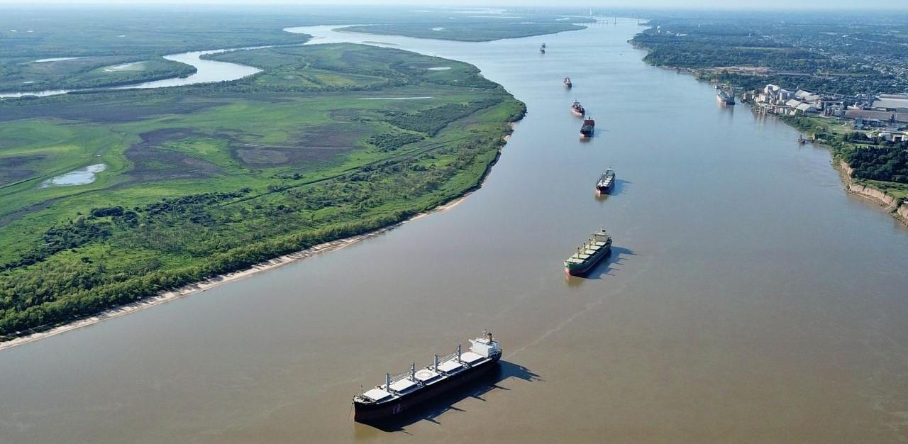 Organizaciones ecologistas expresan su preocupación por la profundización del dragado del Río Paraná