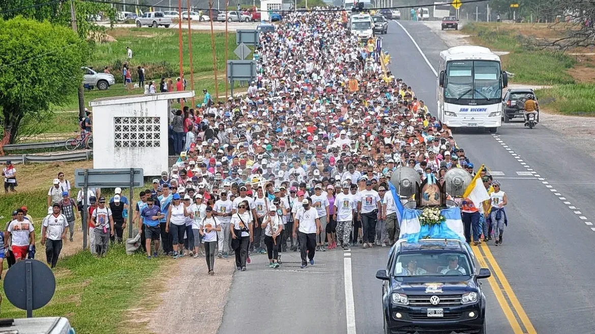 La “Peregrinación de los pueblos” inicia hoy el recorrido de Hasenkamp a Paraná
