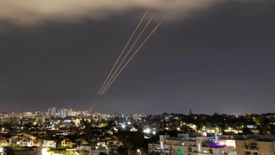 Israel aprueba planes de ataque y defensa en respuesta a los ataques de Irán