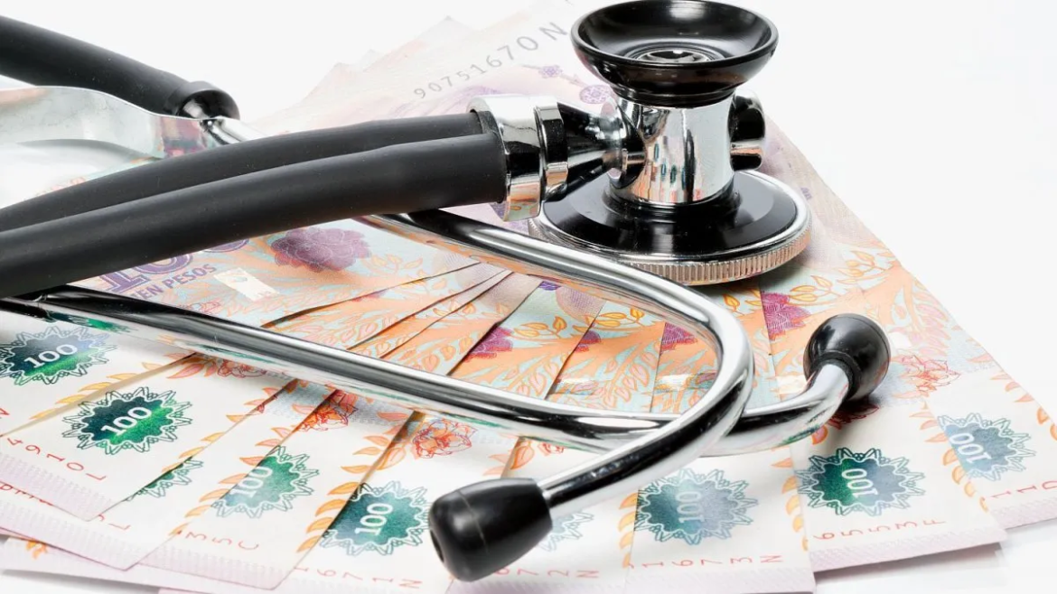 Revertir los aumentos: ¿Qué implica la retrotracción de precios en medicina prepaga?